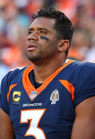 Russell Wilson Denver Broncos 2022 NFL 13"x19" Poster Super Gloss Print 61TBS Cover