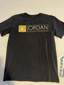 Jordan Jungen Medium T-Shirt "Quality Inspired By The Greatest Player Ever" schwarz - Bild 1 von 3