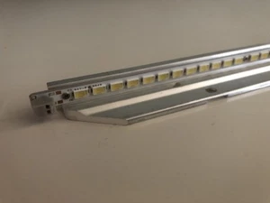 SLED 2010SVS32_50 F60Hz RAMPE LED SAMSUNG et autres.. - Foto 1 di 3