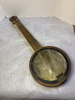 Ukelele banjo banjolele antiguo vintage para reparación Foto 1 de 4