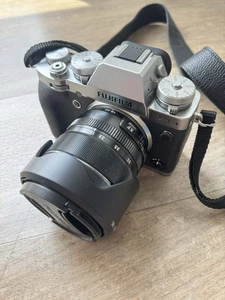 Fujifilm X-T3 Mirrorless Digital Camera w/XF18-55mm Lens Kit Lowest Shutter - Picture 1 of 4
