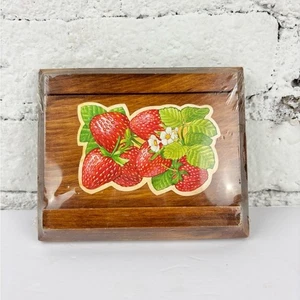 Vintage Deadstock 70’s Current Strawberry Recipe Minder - Picture 1 of 3