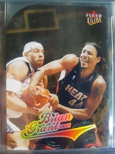 2004-05 Fleer Ultra Brian Grant Gold Medallion Die-cut No 80 - Picture 1 of 2