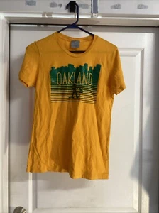 Women's OAKLAND A's MLB GENUINE MERCHANDISE T-Shirt Yellow Baseball Sz Large - Picture 1 of 6