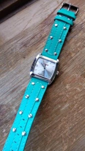 Genuine DICKIES Genuine Leather Quartz Analog Women's Watch New Battery - Picture 1 of 6