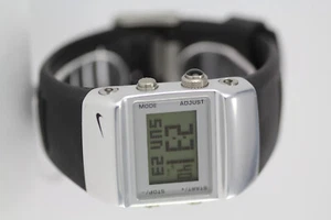 Nike WC0038 Sledge Mettle Press Digital Watch - Picture 1 of 4