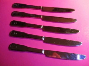 Lot of (5) Dinner Knives - Cambridge Stainless 'Z' Silverware Set - flatware - Picture 1 of 3