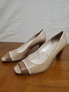 Bruno Magli Beige Two Tone Leather Peep Toe Heels Pumps Shoes Size 8.5 Vintage  - Picture 1 of 7