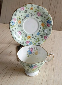 Platillo de taza de té Foley China EB verde floral patrón de chintz porcelana de hueso fino - Imagen 1 de 18