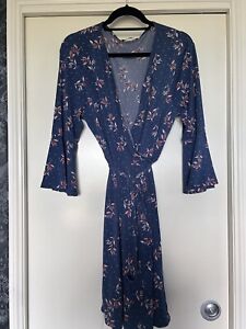 Tokito Blue floral Wrap Dress size 16 Like New