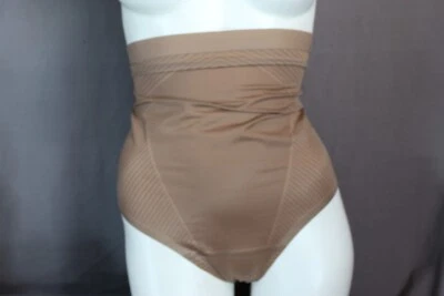 Tanga SPANX 10401r Thinstincts 2.0 Control Firme Cintura Alta Talla Grande Marrón Foto 1 de 4