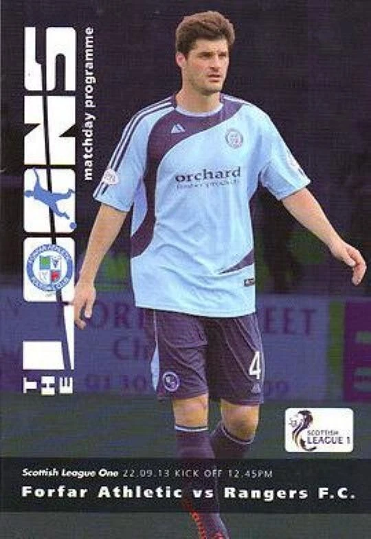 * 2013/14 - FORFAR ATHLETIC HOME PROGRAMMES - CHOOSE FROM LIST * - Image 1 of 1