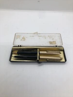 Vintage  Remmie Arnold Gold pen/pencil set Original Case - Image 1 of 3