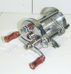 Vintage Pflueger No. 1893L Bait Casting Fishing Reel - Picture 1 of 14