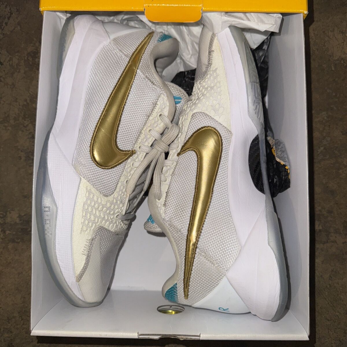 Nike Undefeated x Zoom Kobe 5 Protro What If Pack - Unlucky Nike Undefeated x Zoom Kobe 5 Protro What If Pack - Unlucky