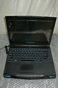 ALIENWARE P06T INTEL(R) NO ram.,No HD., NO Charger., Powers ON. - Picture 1 of 9