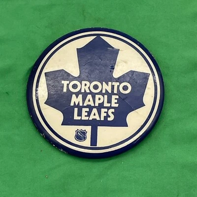 Vintage 1970s NHL Hockey Toronto Maple Leafs Pinback Button Pin 3 inch - Image 1 of 3
