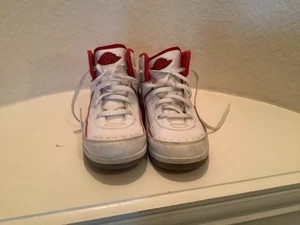 Jordan 2 Retro red Size 3Y US READ DESCRIPTION - Picture 1 of 7