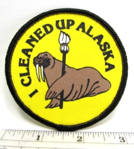 Vintage 1989 I Cleaned Up Alaska Jacket Patch Walrus Mop Oil Spill Petroleum - Picture 1 of 3