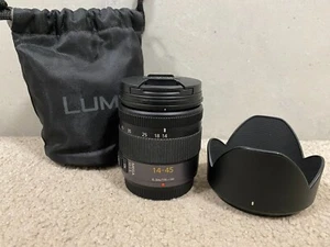 Panasonic LUMIX Standard zoom lens Micro Four Thirds G VARIO 14-45mm / F3.5-5.6 - Picture 1 of 9