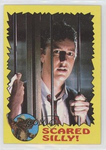 1984 Topps Gremlins Judge Reinhold Gerald Hopkins Scared Silly! #46 1i8