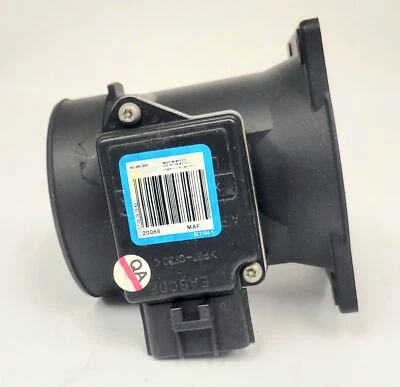 Standard Motor Products Mass Air Flow Sensor MF20068 for Ford Mercury Mazda - Image 1 of 4