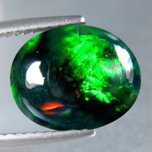 3.54 CT AMAZING MULTI-COLOR SPARKLING NATURAL SOLID BLACK OPAL FROM ETHIOPIA - Picture 1 of 3