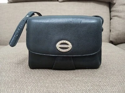 BOLSO DE MANO DE CUERO NEGRO VINTAGE CON LOGO LANCEL Foto 1 de 4
