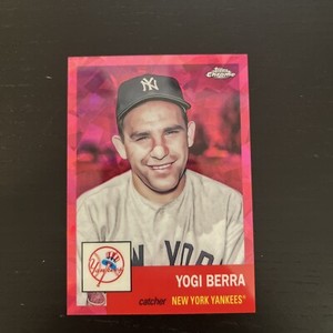 2022 Topps Chrome Platinum Anniversary #8 Yogi Berra Fuchsia Atomic /100
