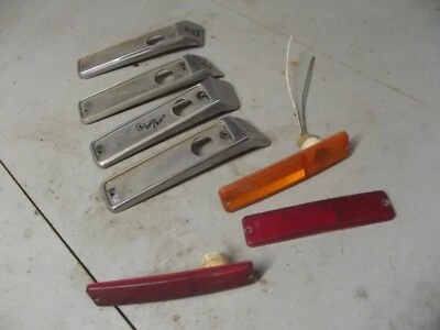 1984 - 1991 年 JEEP GRAND WAGONEER EXTERIOR MARKER TRIM — 第 1/4 张图片