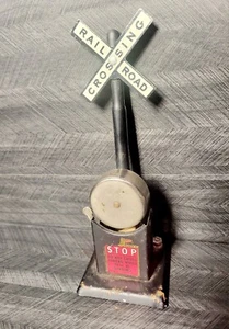 Vintage Marx-Mar Lines 1950's Model Railroad Crossing Stop with Bell - Picture 1 of 8