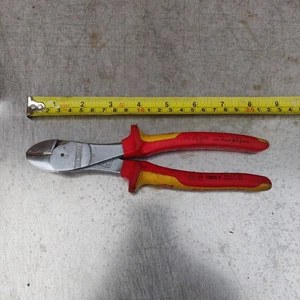 Knipex Diagonal 1000V Cutters - 74 06 200 Chrom-Vanadin (U) - Picture 1 of 12