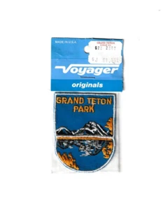 1970's Grand Teton National Park Wyoming Embroidered Souvenir Patch Voyager - Picture 1 of 2