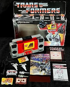 1985 BLASTER • BOXED • COMPLETE w/3 CASSETTES • G1 VINTAGE TRANSFORMERS - Picture 1 of 12