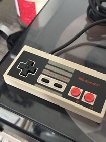 Original Nintendo NES Official Game Controller
