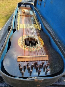 Vintage Antique Ukelin Ukelele Hawaiian Art Violin. Co New Jersey Great Color - Picture 1 of 2