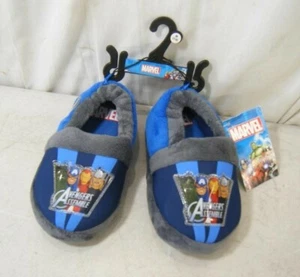 Marvel Avengers Assemble KLEINKIND PLÜSCH HAUSSCHUHE, GRÖSSE M 7/8 NEU MIT ETIKETT - Bild 1 von 4