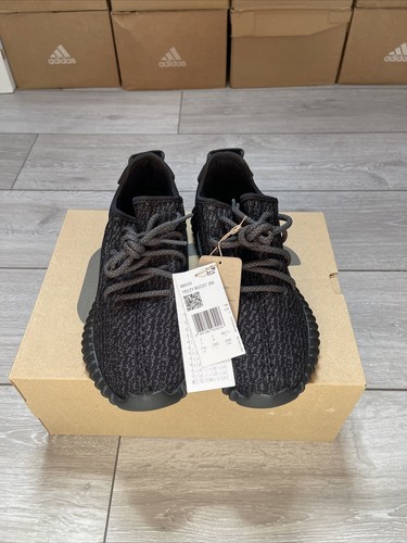 Adidas Yeezy Boost 350 V1 nero pirata 2023 Regno Unito taglia 7