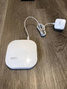 Eero Model A010001 Mesh Wifi Router 1st Generation w/ Power Cord - Picture 1 of 6