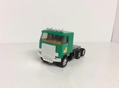Ertl International Sleeper Cab Spartan Store's. Usado. Foto 1 de 4