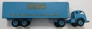 Winross Diecast Advertising White Cab Style Truck: St. Regis Lighting Fixture - Picture 1 of 9