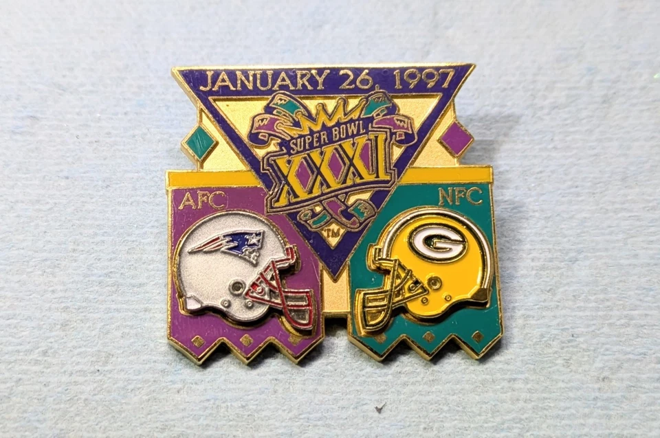 Broche New England Patriots Vs Green Bay Packers Super Bowl 31 26 de janeiro de 1997 - Imagem 1 de 4
