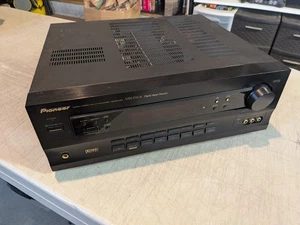 Pioneer VSX-D508 5.1 Channel 280 Watts Receiver Digital POWERS ON HAS FLAWS! - Picture 1 of 14