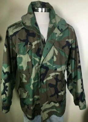 Army Green Camo Camouflage Military Field Jacket Cold Weather Coat Men's Medium  - Image 1 of 4