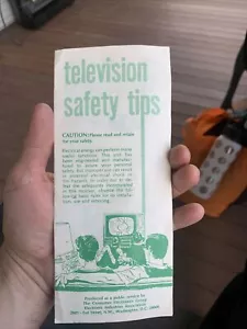 Vtg TV television safety tips pamphlet MCM SHARP Electronics illustration Green - Picture 1 of 3