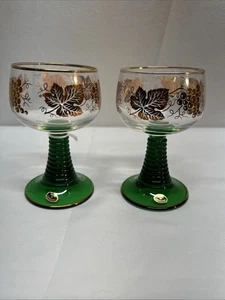 Green Stemmed Wine Glasses 8 oz Gold Grape & Leaf 5.5" Set of 2 - Picture 1 of 3