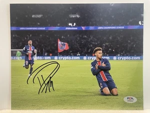 Désiré Doué signed 8x10 Foto PSA/DNA handsigniert PSG Desire Doue - Bild 1 von 3