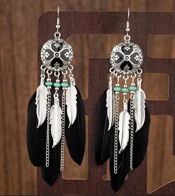Pendientes colgantes de plumas elegantes boho-chic (3 opciones de color) Foto 1 de 3