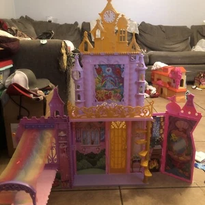 Disney Princess Fold'n Go Celebration Castle Folding Dollhouse - Dollhouse Only - Picture 1 of 14