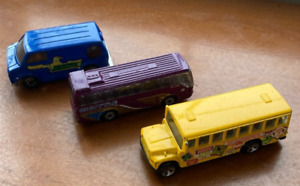 DIECAST LOT OF 3 BUSES and VAN VINTAGE HOT WHEELS, MATCHBOX and BEDFORD